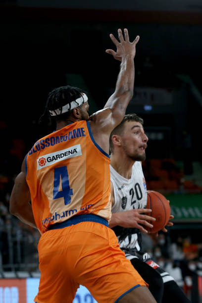 奥鲁瓦塞伊 奥鲁瓦塞伊