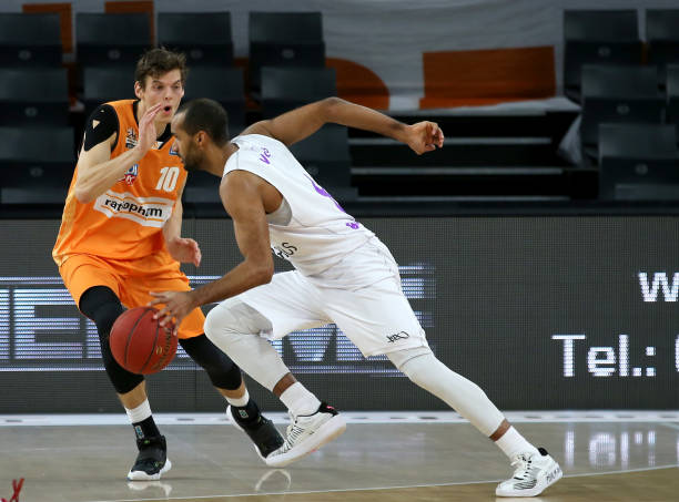 这一事件不 这一事件不